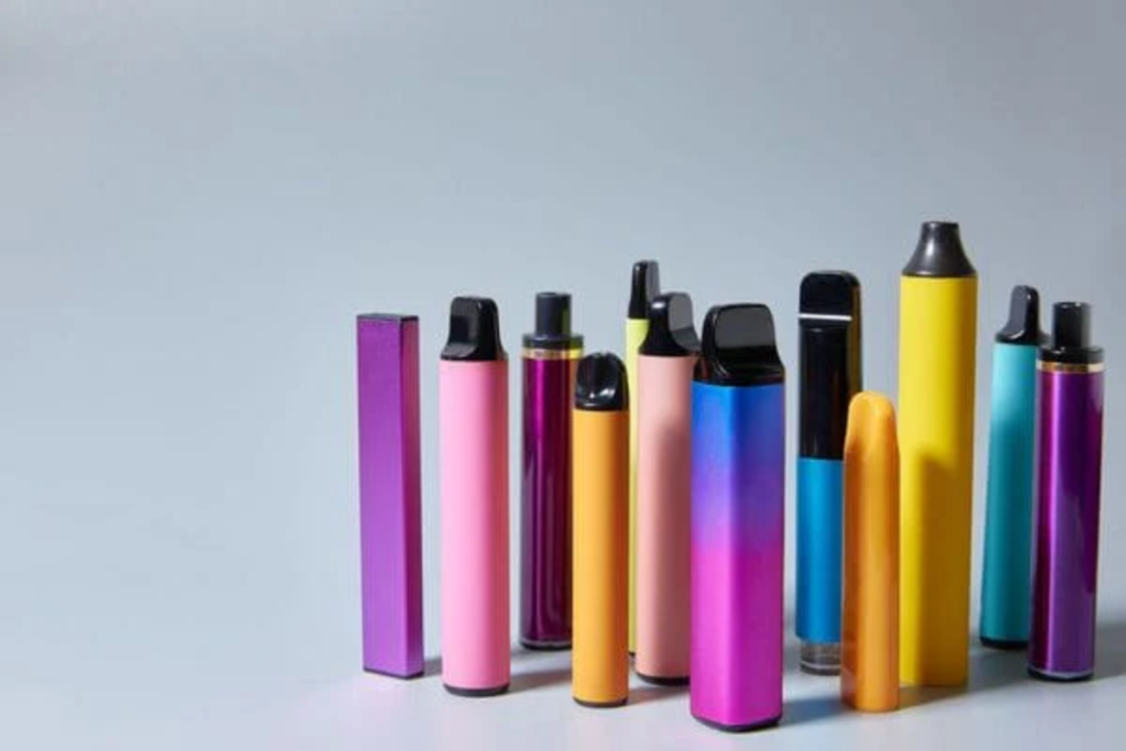 how to use a rechargeable disposable vape