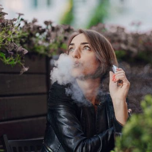What are the side effects of vaping to quit smoking?